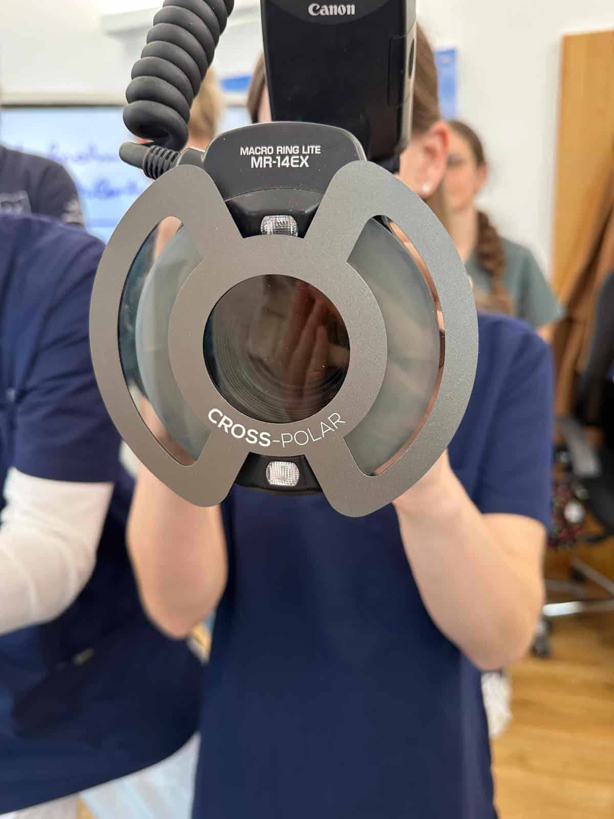 Fotografie im Zahnarztpraxis-Studio für Vorher- Nachher-Bilder.
